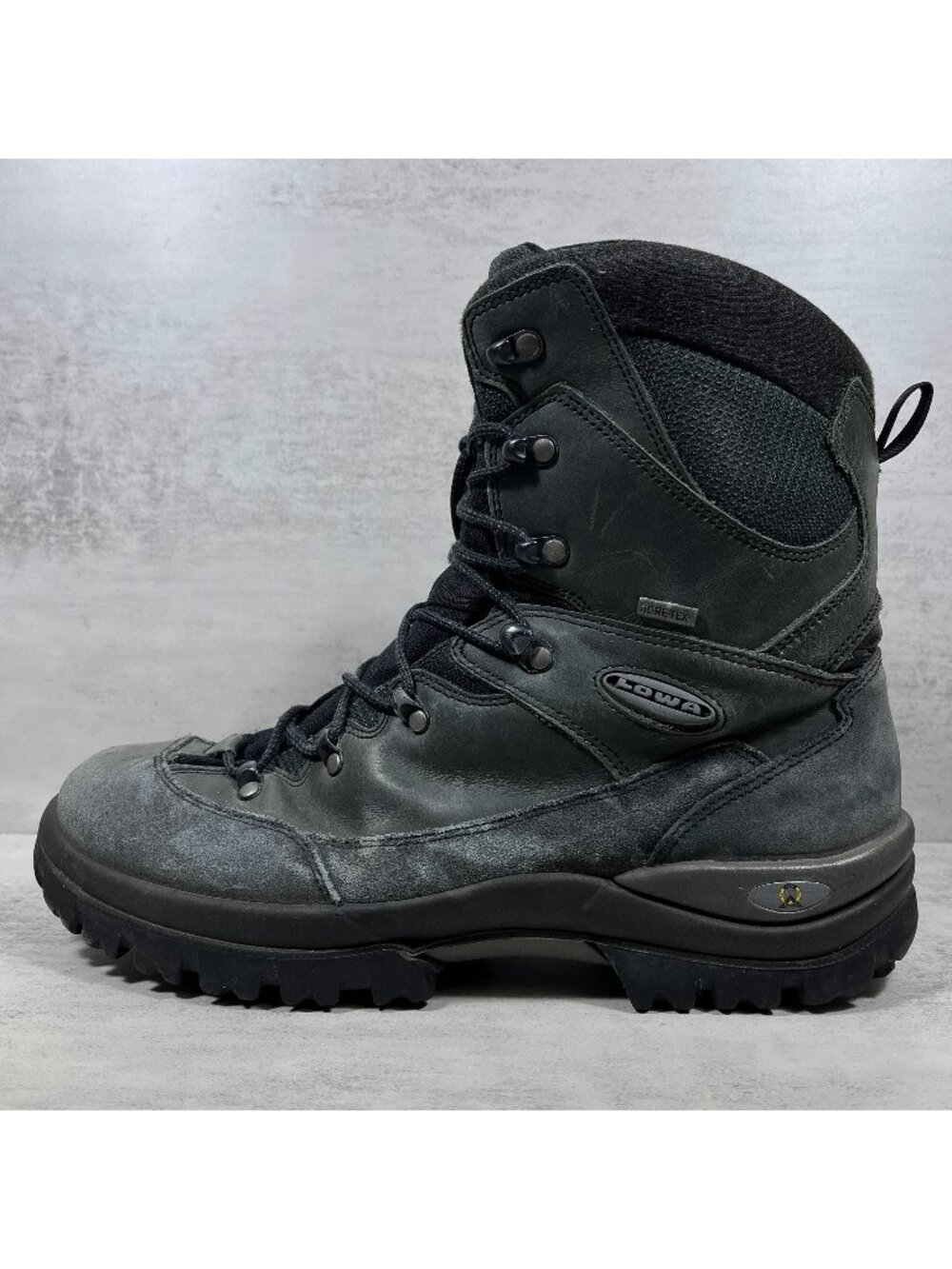 Lowa Creek II GTX Gore-tex Mid Hiking Boots - Men's Size 11.5 - Green